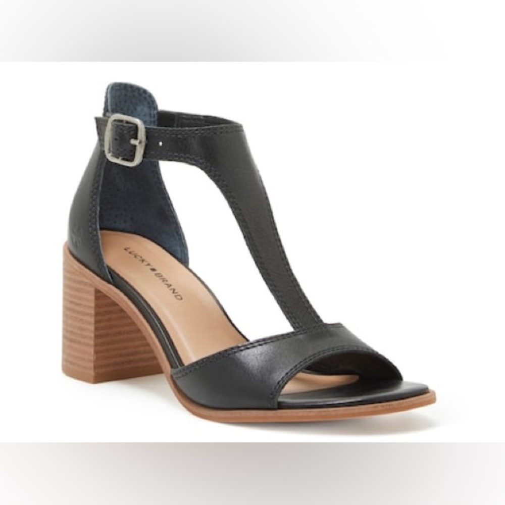 NWOT Lucky Brand Sabeni Sandal